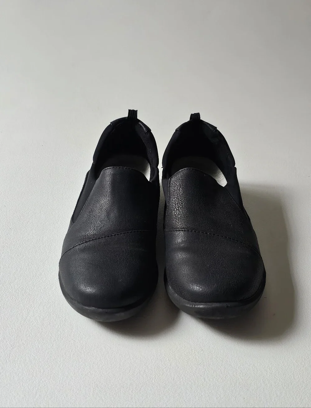 Clarks Cloudsteppers Sillian Paz Black Slip-On Flats Women's US 6.5 M Cushion